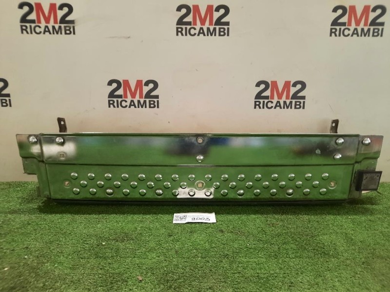 Paraurti Centrale POST MR533016 Mitsubishi Pajero III 2000