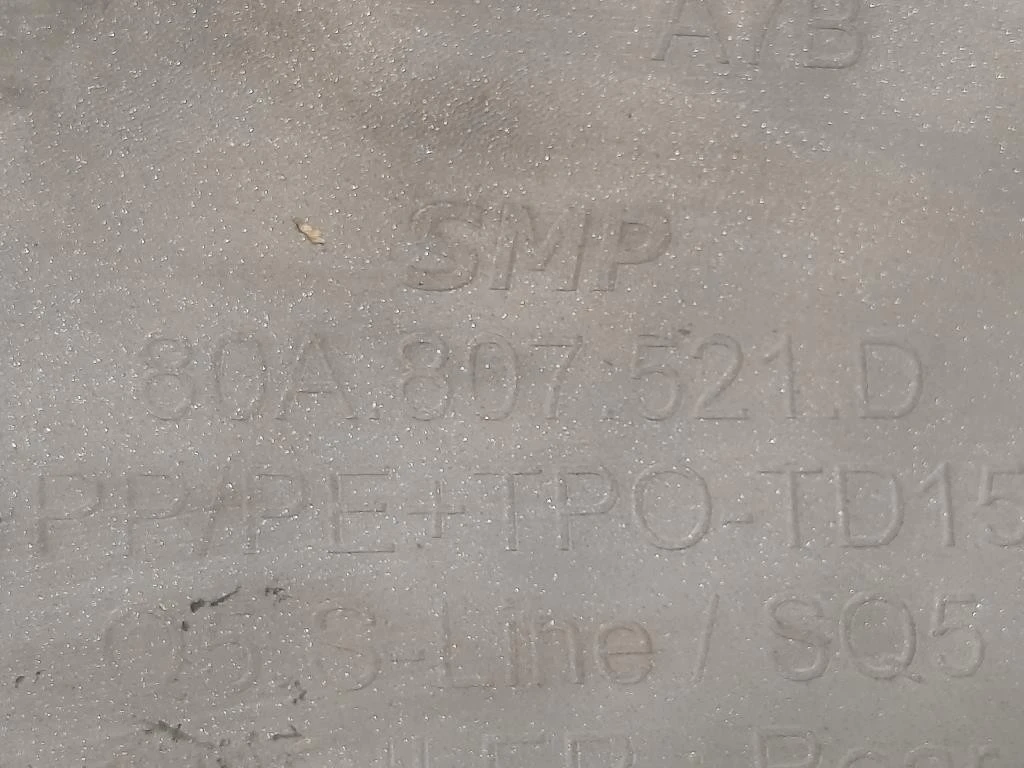 Paraurti INF POST 80A 807 521 D Audi Q5 8RB 2009