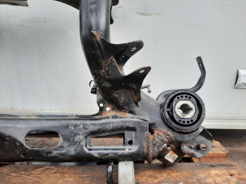 Assale POST 8W0505235AB Audi A4 8W5 Avant 2015