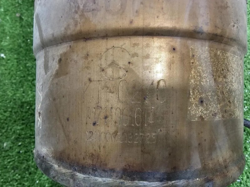 Marmitta Centrale SX  Mercedes Classe SLK R171 2008