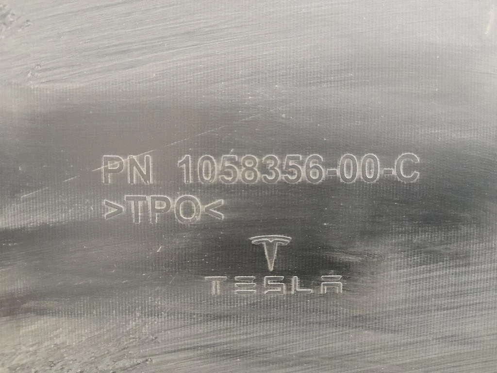 Paraurti INF POST 105835600C Tesla Model X 2015