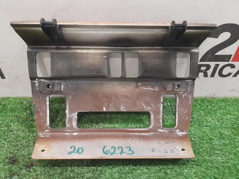 Mascherina Comandi Riscaldamento-clima  Mercedes Classe E W124 1985