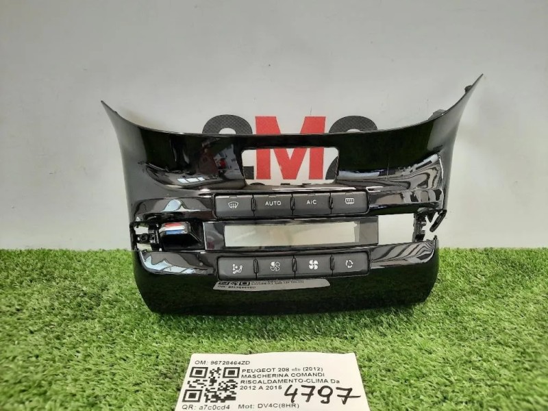 Mascherina Comandi Riscaldamento-clima 96728464ZD Peugeot 208 I 2012