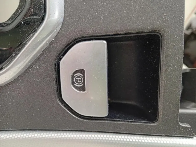 Mascherina Console Centrale ANT BJ32-044E06-DB Land Rover Range Rover Evoque I 2011