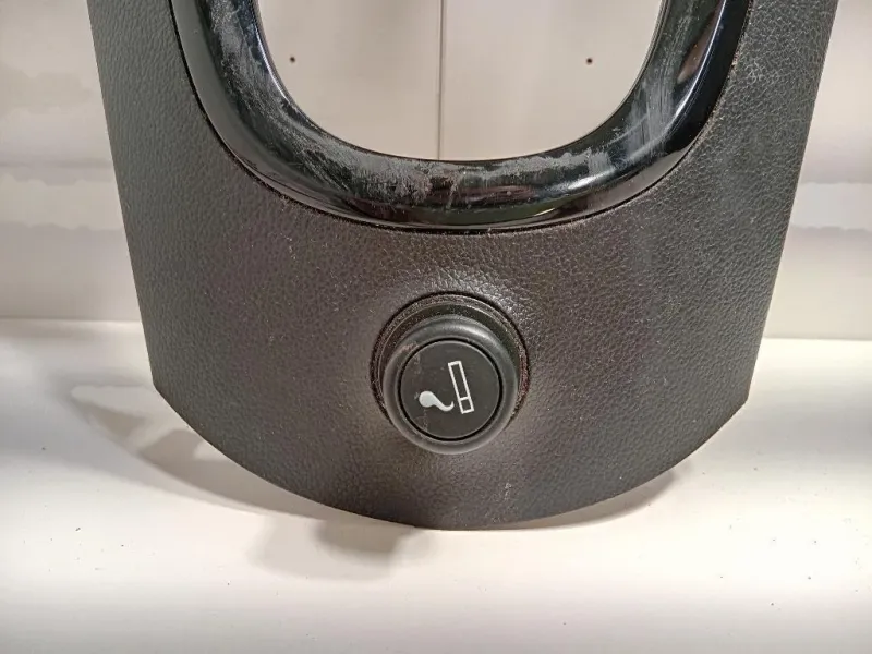 Mascherina Console Centrale Centrale AVK54939 Chevrolet Orlando 2011