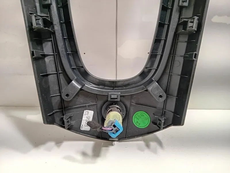 Mascherina Console Centrale Centrale AVK54939 Chevrolet Orlando 2011