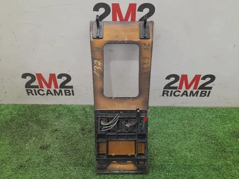 Mascherina Console Centrale LEVA Cambio Mercedes Classe E W124 1985