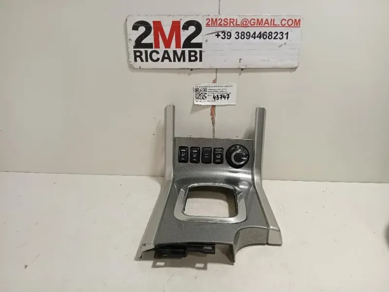 Mascherina Console Centrale LEVA Cambio MASCHERINA CONSOLE CENTRALE LEVA CAMBIO Nissan Navara 2010