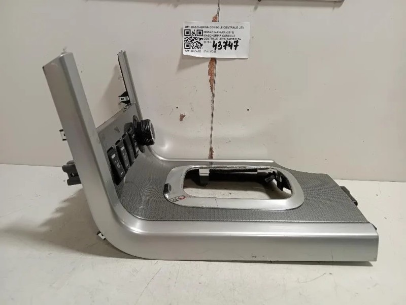 Mascherina Console Centrale LEVA Cambio MASCHERINA CONSOLE CENTRALE LEVA CAMBIO Nissan Navara 2010