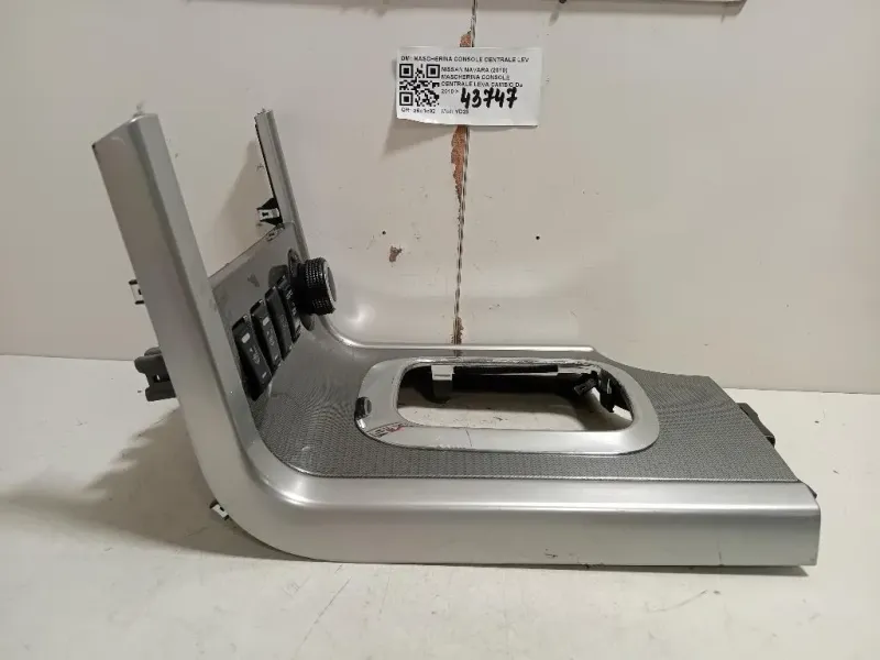 Mascherina Console Centrale LEVA Cambio MASCHERINA CONSOLE CENTRALE LEVA CAMBIO Nissan Navara 2010