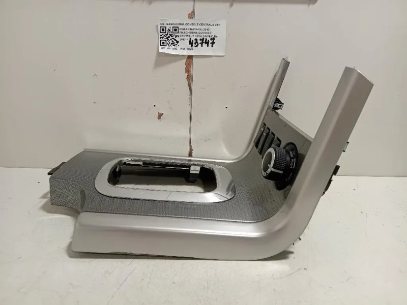 Mascherina Console Centrale LEVA Cambio MASCHERINA CONSOLE CENTRALE LEVA CAMBIO Nissan Navara 2010