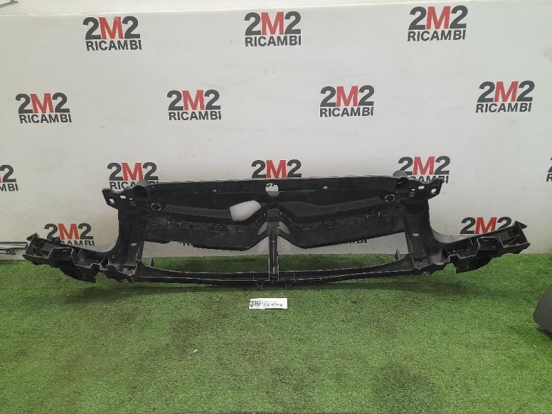 Rinforzo Griglia Radiatore 9673046277 Citroen C4 II 2011