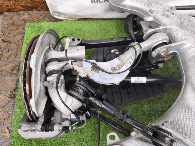 Assale POST 6861201 Bmw Serie 5 G30 Berlina 2016