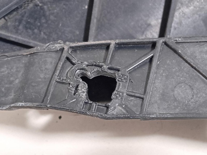 Rinforzo Paraurti ANT A2468850365 STAFFA SUPPORTO Mercedes Classe B W246 2012