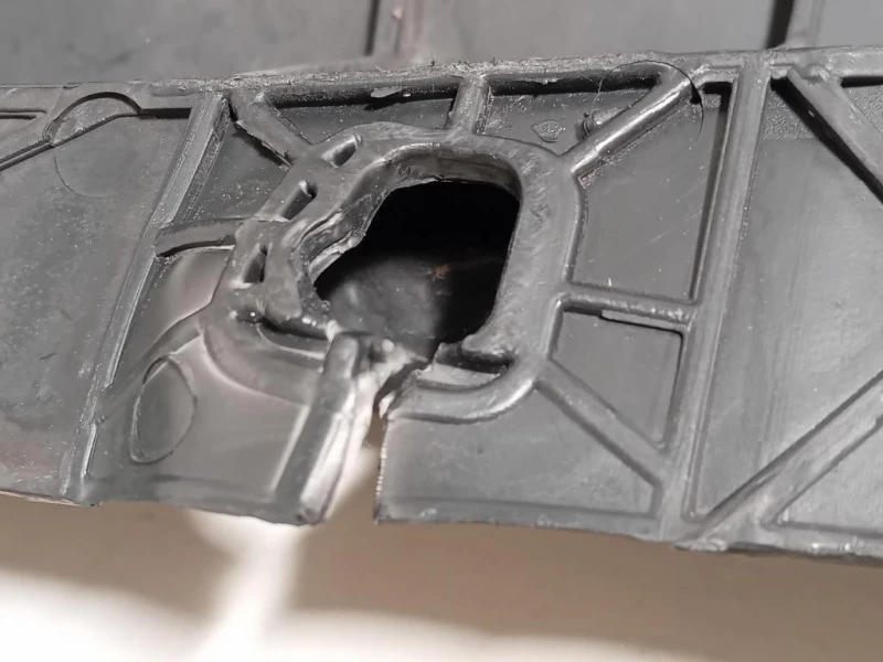 Rinforzo Paraurti ANT A2468850365 STAFFA SUPPORTO Mercedes Classe B W246 2012