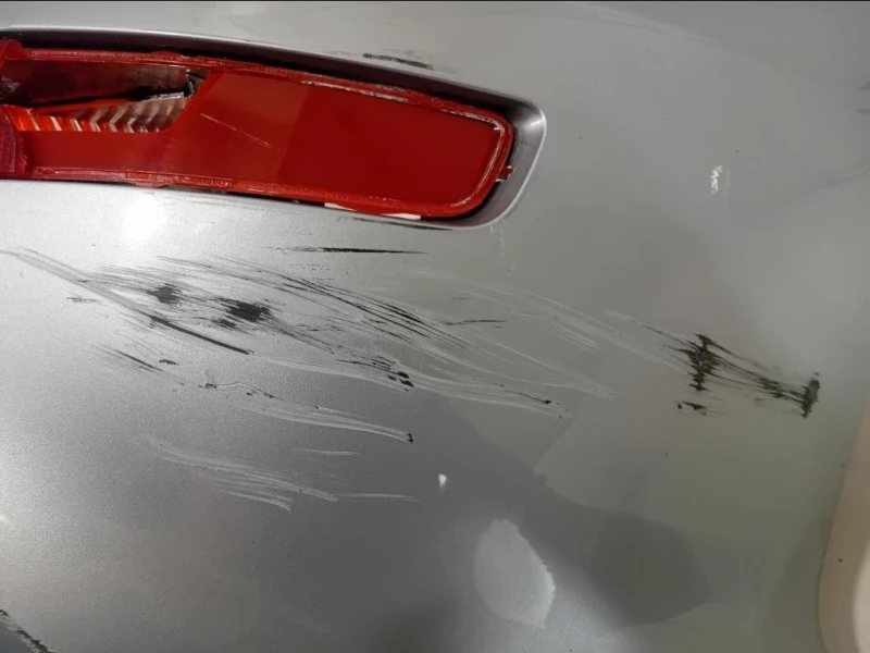 Paraurti POST 8R0807303BGRU Audi Q5 8RB 2009