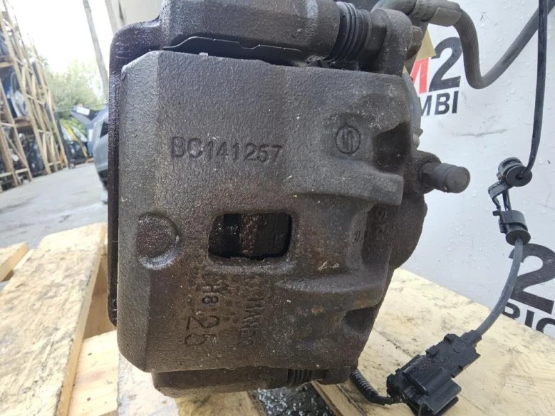 Meccanica Completa ANT DX 44320-35000 FUSELLO SOSPENSIONE DISCO Ssangyong Tivoli 2015