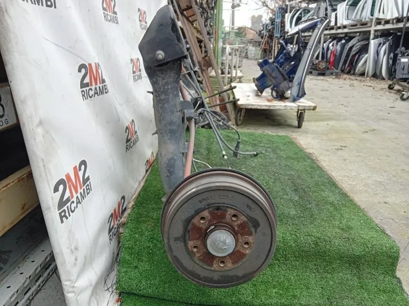 Assale POST 555016666R Dacia Duster I 2014