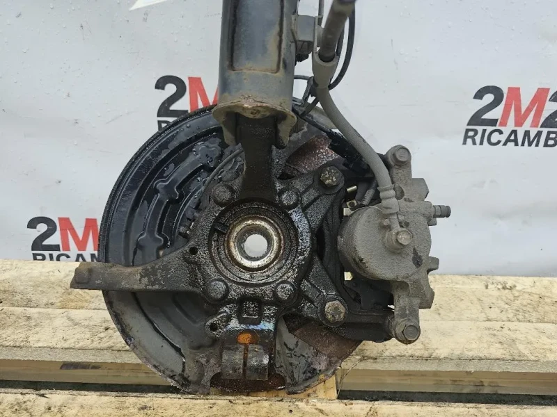 Meccanica Completa ANT SX 44310-35000 FUSELLO SOSPENSIONE DISCO Ssangyong Tivoli 2015