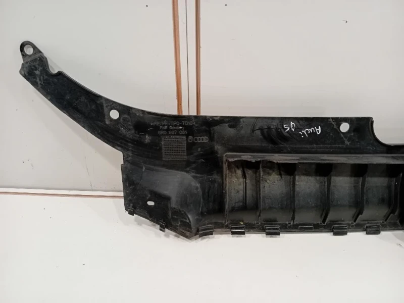 Rivestimento Frontale Parte SUP ANT 8R0 807 081 Audi Q5 8RB 2012