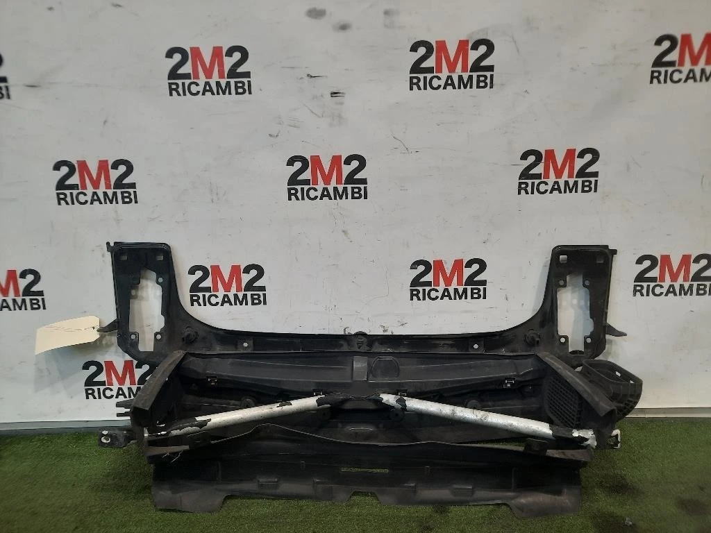 Rivestimento Frontale Parte SUP ANT Bmw Serie 1 F20 Berlina 2012