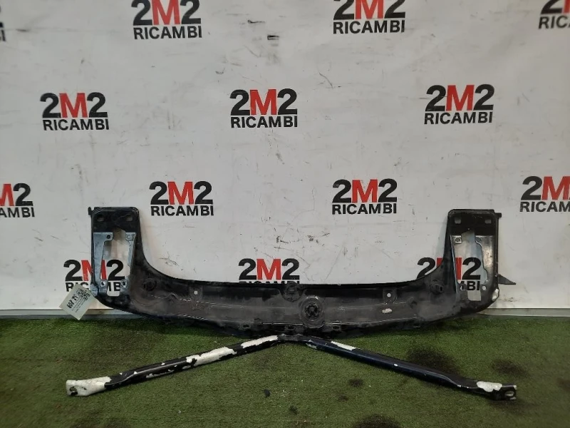 Rivestimento Frontale Parte SUP ANT Bmw Serie 1 F20 Berlina 2012