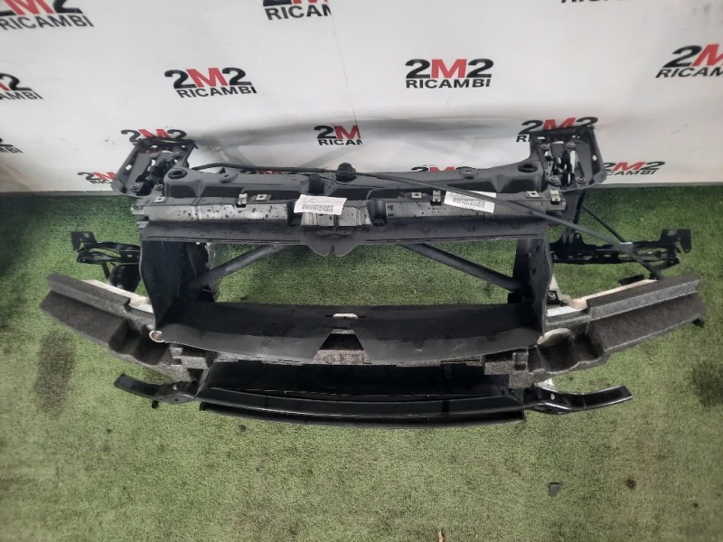 Rivestimento Frontale Parte SUP ANT 51647294928 Bmw Serie 1 F20 Berlina 2015