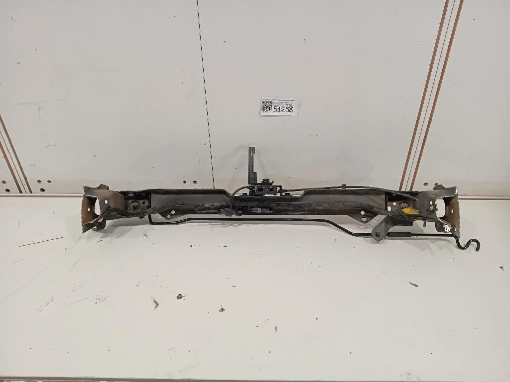 Rivestimento Frontale Parte SUP ANT RIVESTIMENTO FRONTALE PARTE SUP ANT Chevrolet Cruze 2011