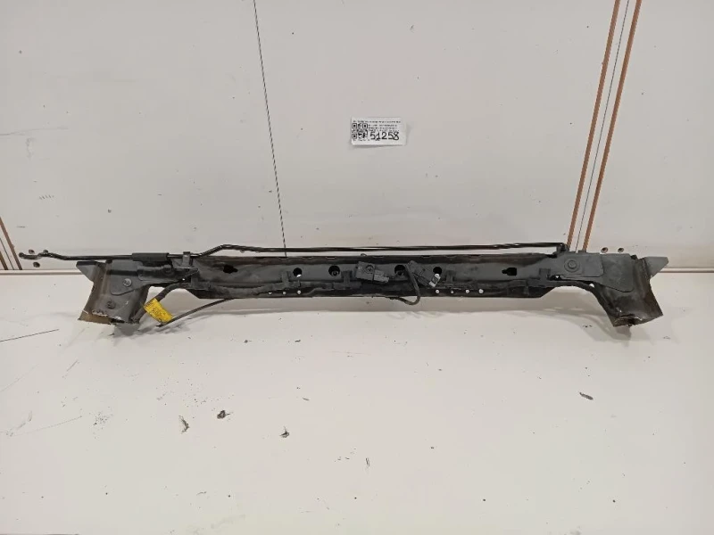 Rivestimento Frontale Parte SUP ANT RIVESTIMENTO FRONTALE PARTE SUP ANT Chevrolet Cruze 2011