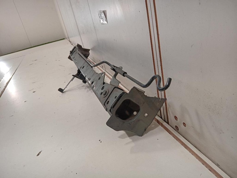 Rivestimento Frontale Parte SUP ANT RIVESTIMENTO FRONTALE PARTE SUP ANT Chevrolet Cruze 2011