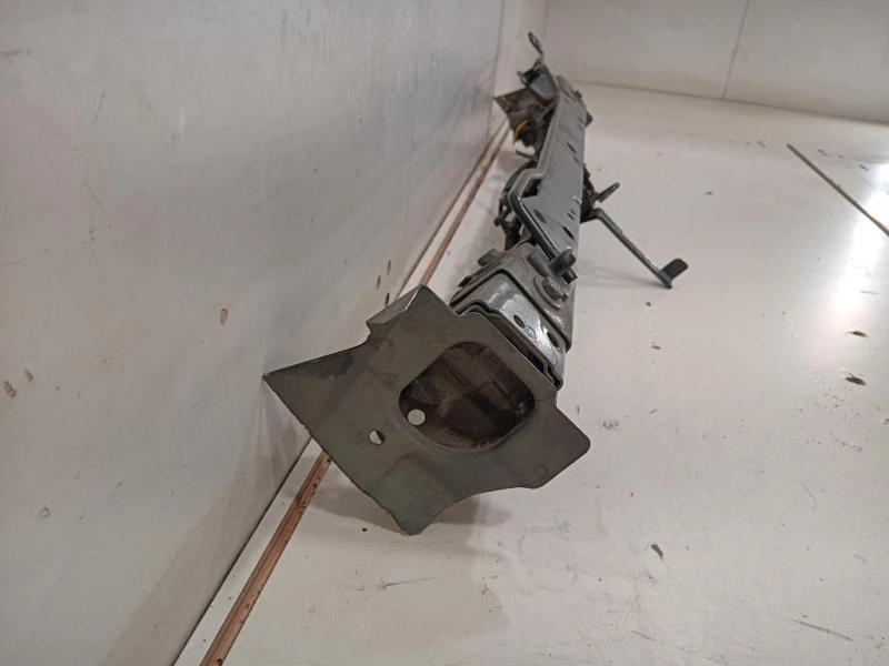 Rivestimento Frontale Parte SUP ANT RIVESTIMENTO FRONTALE PARTE SUP ANT Chevrolet Cruze 2011