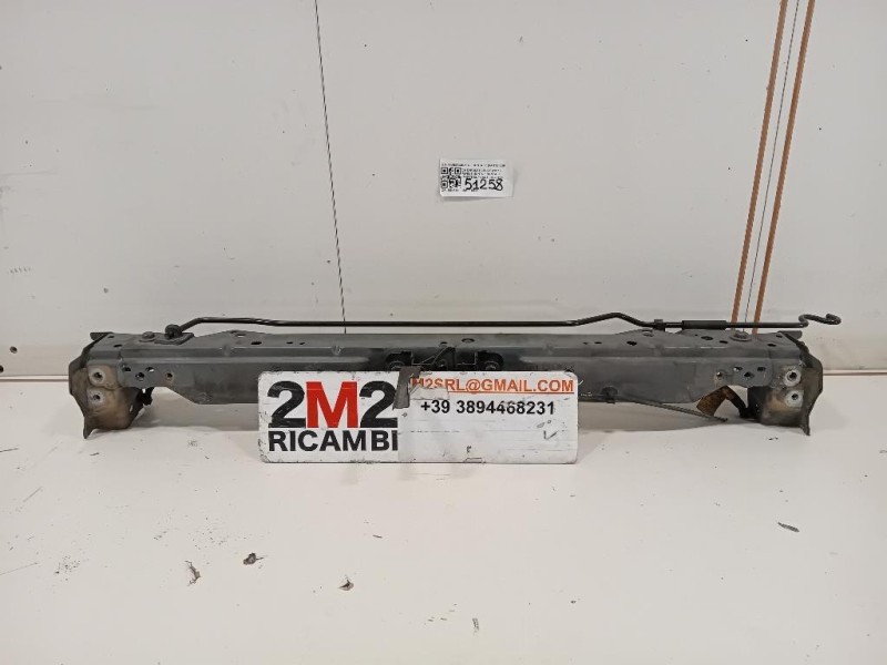 Rivestimento Frontale Parte SUP ANT RIVESTIMENTO FRONTALE PARTE SUP ANT Chevrolet Cruze 2011