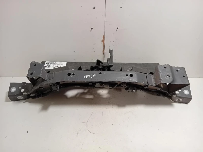 Rivestimento Frontale Parte SUP ANT RIVESTIMENTO FRONTALE PARTE SUP ANT Chevrolet Orlando 2011