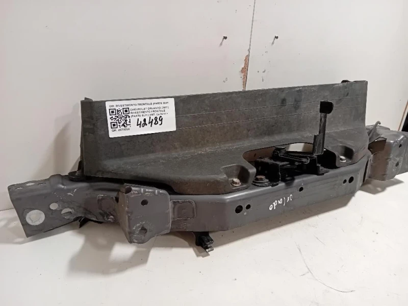 Rivestimento Frontale Parte SUP ANT RIVESTIMENTO FRONTALE PARTE SUP ANT Chevrolet Orlando 2011