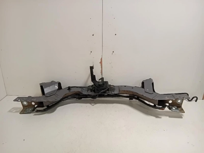 Rivestimento Frontale Parte SUP ANT RIVESTIMENTO FRONTALE PARTE SUP ANT Chevrolet Orlando 2011