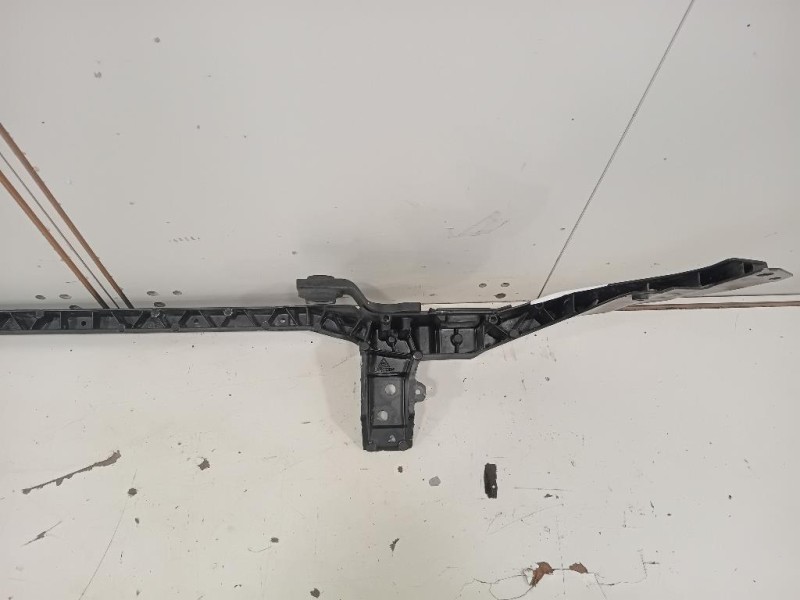 Rivestimento Frontale Parte SUP ANT GX73-16E144-A Jaguar XE 2015