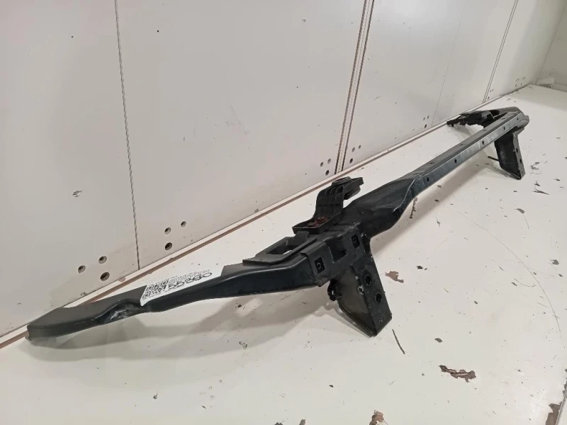 Rivestimento Frontale Parte SUP ANT GX73-16E144-A Jaguar XE 2015