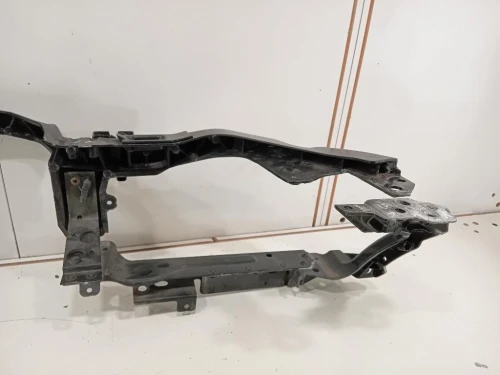 Rivestimento Frontale Parte SUP ANT RIVESTIMENTO FRONTALE PARTE SUP ANT Jaguar XE 2015