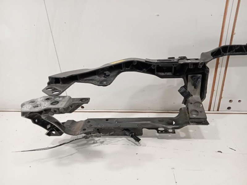 Rivestimento Frontale Parte SUP ANT RIVESTIMENTO FRONTALE PARTE SUP ANT Jaguar XE 2015