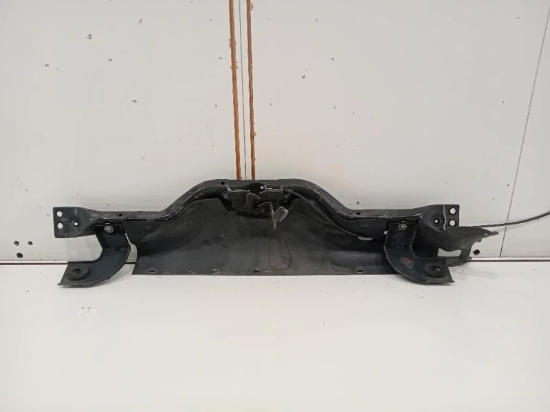 Rivestimento Frontale Parte SUP ANT RIVESTIMENTO FRONTALE PARTE SUP ANT Jeep Patriot 2007