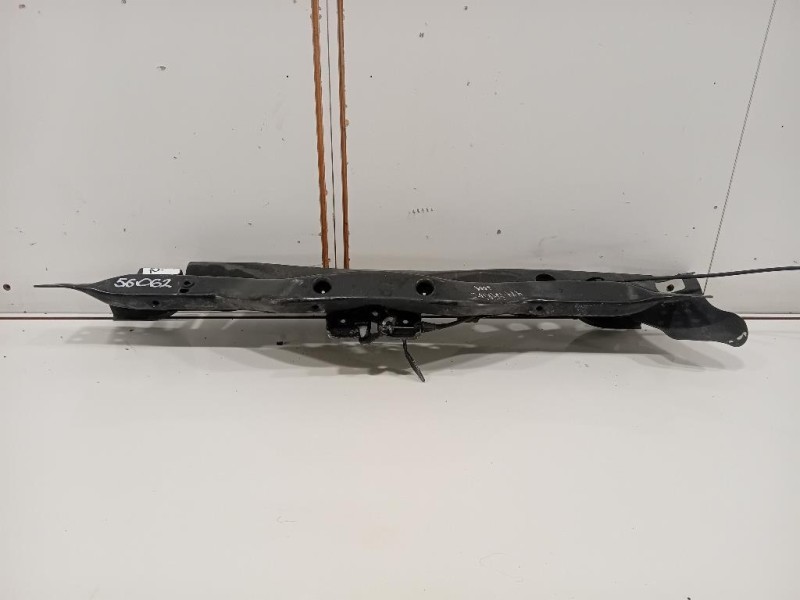 Rivestimento Frontale Parte SUP ANT RIVESTIMENTO FRONTALE PARTE SUP ANT Jeep Patriot 2007