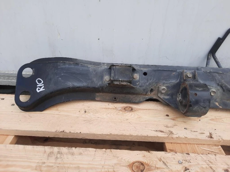 Rivestimento Frontale Parte SUP ANT RIVESTIMENTO FRONTALE PARTE SUP ANT Kia RIO III 2015