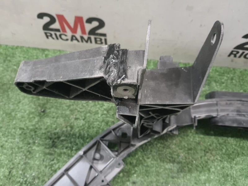 Rivestimento Frontale Parte SUP ANT A1776208000 Mercedes Classe A W177 2018