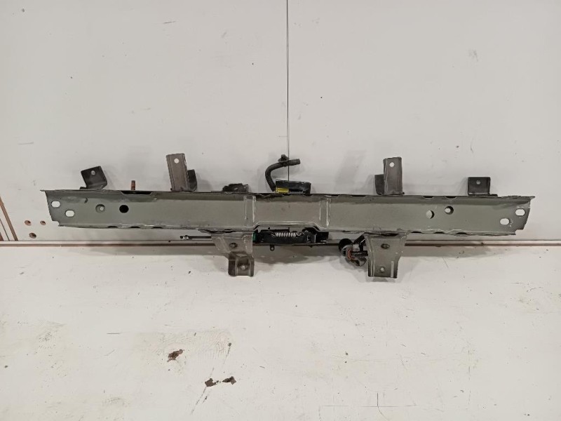 Rivestimento Frontale Parte SUP ANT Nissan Qashqai II 2017