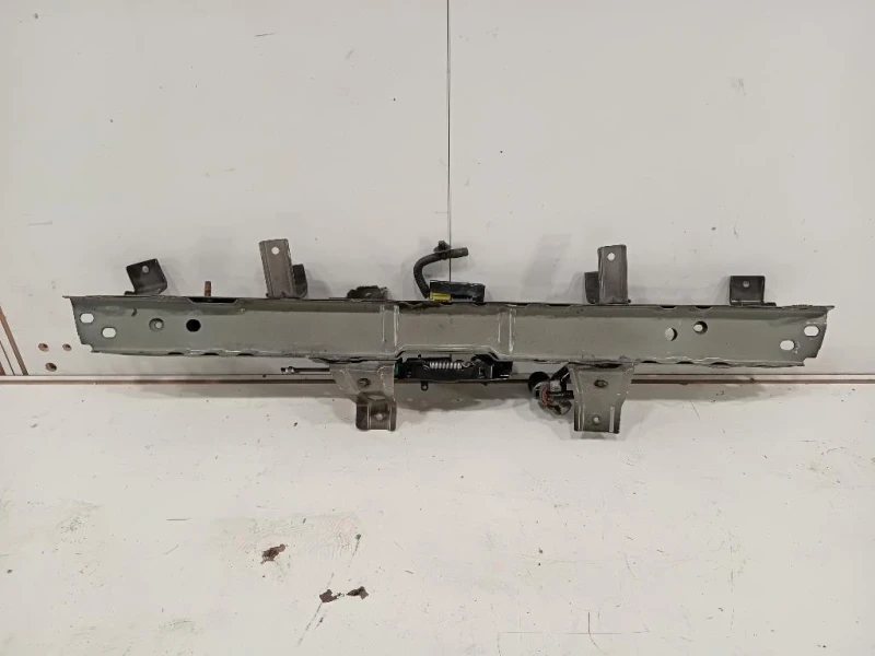 Rivestimento Frontale Parte SUP ANT Nissan Qashqai II 2017