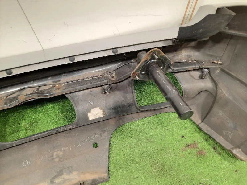 Paraurti POST 51127027046 Bmw X5 E53 2000