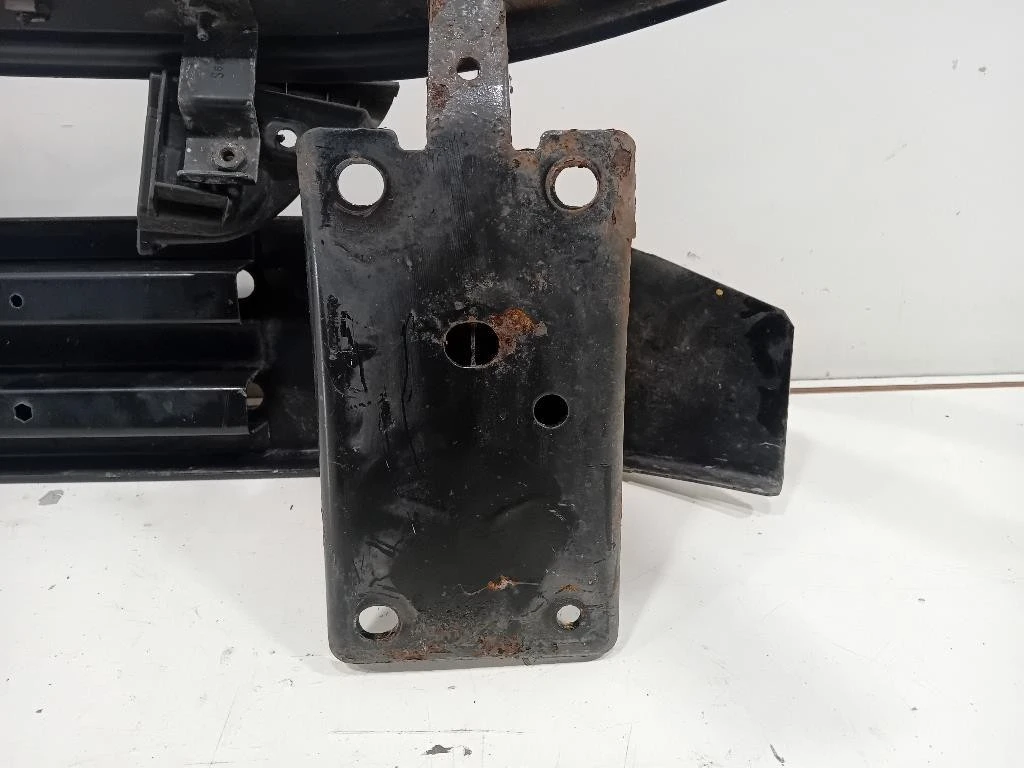 Rivestimento Frontale Parte SUP ANT RIVESTIMENTO FRONTALE PARTE SUP ANT Opel Movano B 2010