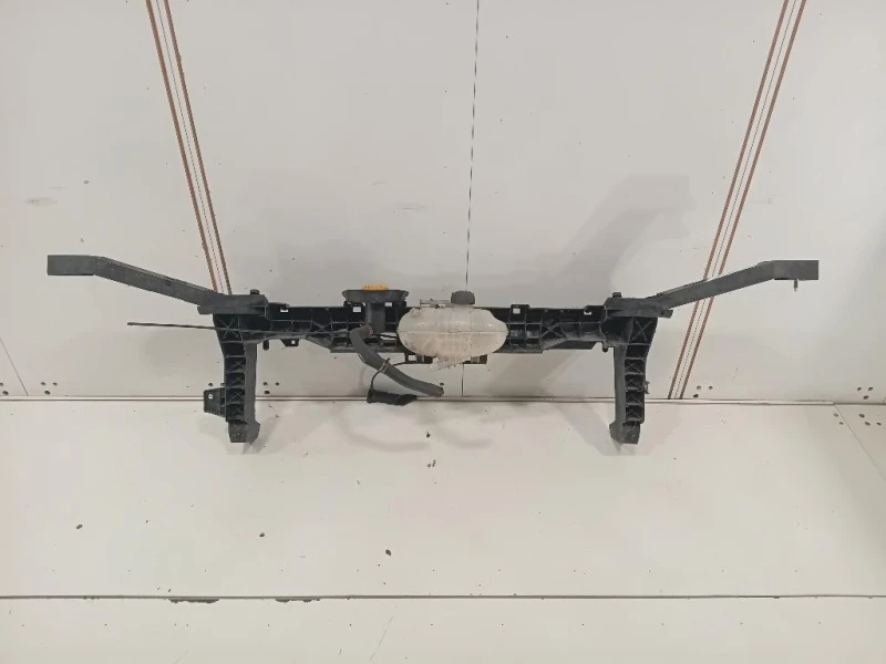 Rivestimento Frontale Parte SUP ANT RIVESTIMENTO FRONTALE PARTE SUP ANT Opel Vivaro A 2007