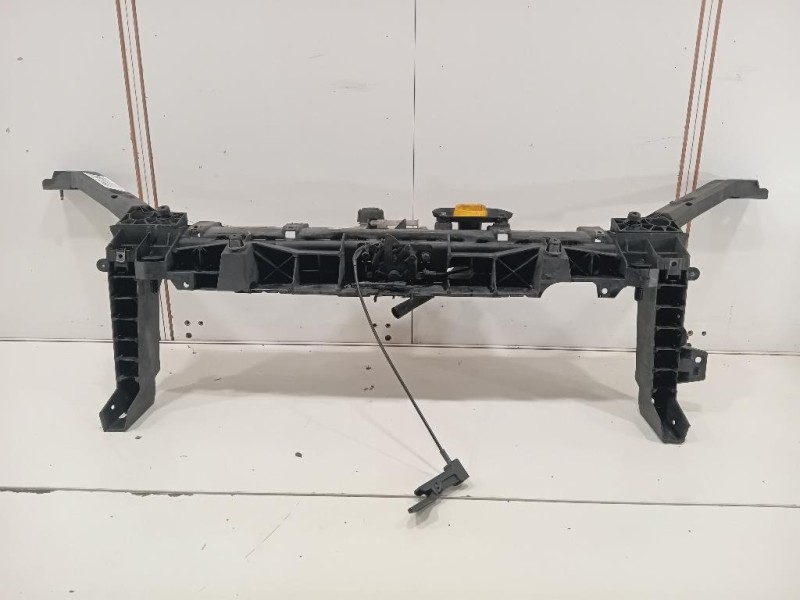 Rivestimento Frontale Parte SUP ANT RIVESTIMENTO FRONTALE PARTE SUP ANT Opel Vivaro A 2007