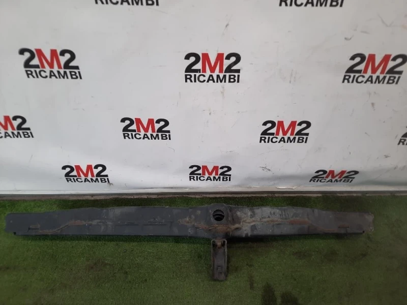 Rivestimento Frontale Parte SUP ANT Toyota RAV 4 III 2006